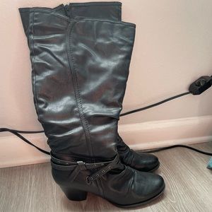BareTrap boots